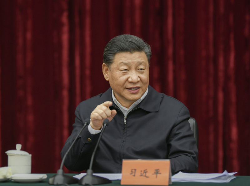 2019年4月15日至17日，中共中央總書記、國家主席、中央軍委主席習(xí)近平在重慶考察，并主持召開解決“兩不愁三保障”突出問題座談會(huì)。這是4月16日下午，習(xí)近平主持召開解決“兩不愁三保障”突出問題座談會(huì)并發(fā)表重要講話。新華社記者 謝環(huán)馳 攝